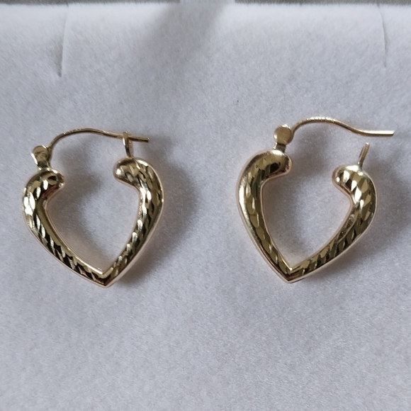 14k Yellow Gold Heart Shaped Earrings - Picture 8 of 11
